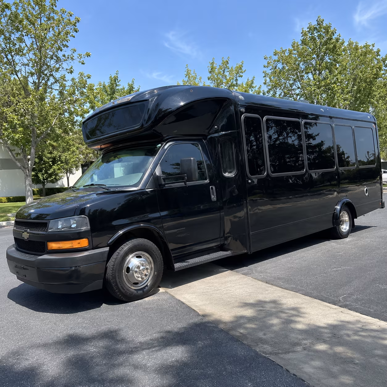 toms river 15 passenger party bus