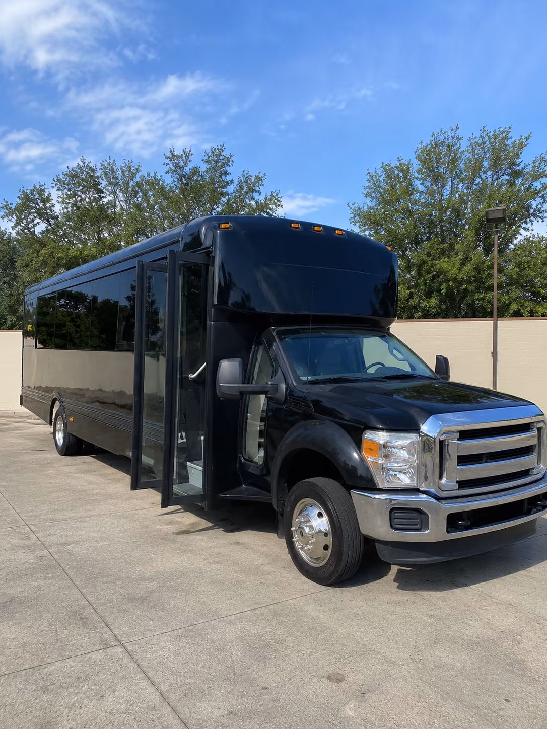 toms river 20 passenger party bus